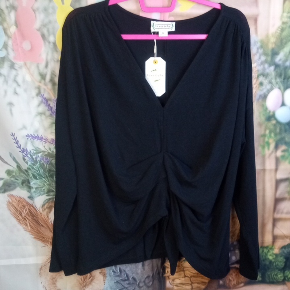 👕 Loveriche Black Gathered Top